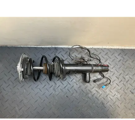 BMW 3 F30 F35 F31 Front shock absorber/damper 6793867
