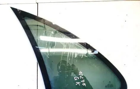 Citroen Xsara Picasso Rear side window DOT211M89AS2