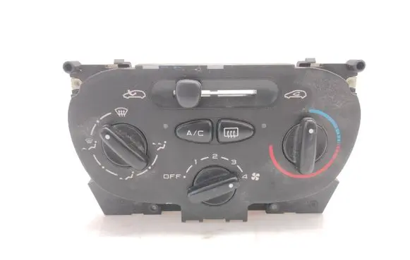 Peugeot 206 Climate control unit A2613 99210 10698