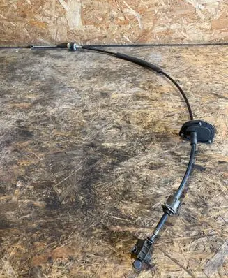 Gear shift cable linkage