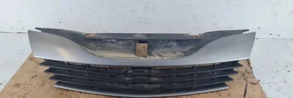 Renault Laguna II Front grill 42114