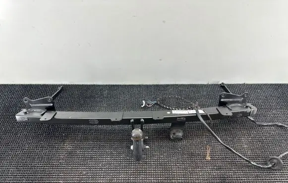 Volkswagen Caddy Tow bar set 2K7803881B 2K7092101
