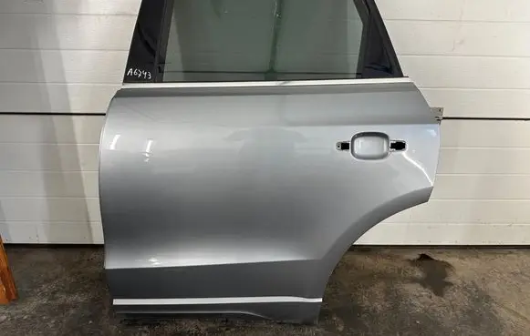 Audi Q5 SQ5 8R Rear door 