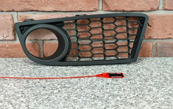 BMW 1 F20 F21 Front bumper lower grill 8048967