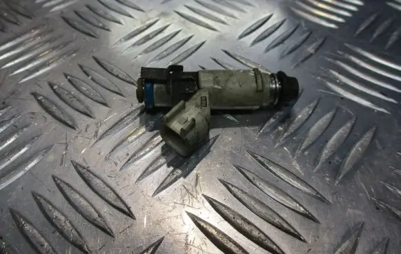 Jaguar X-Type Fuel injector 2X43-CA
