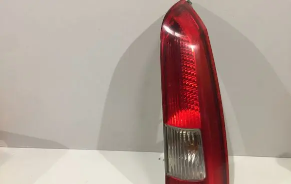 Volvo V70 Rear/tail lights 9154494