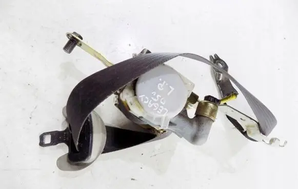Subaru Legacy Front seatbelt