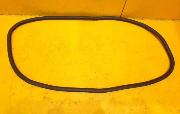 Citroen DS3 Front door rubber seal 9620823880