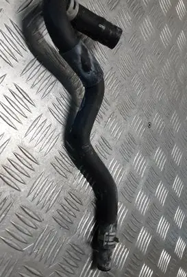 Hybrid/electric vehicle battery cooling hoses/tubes
