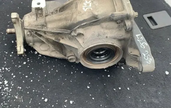 Mercedes-Benz SLC R172 Rear differential A1723510400