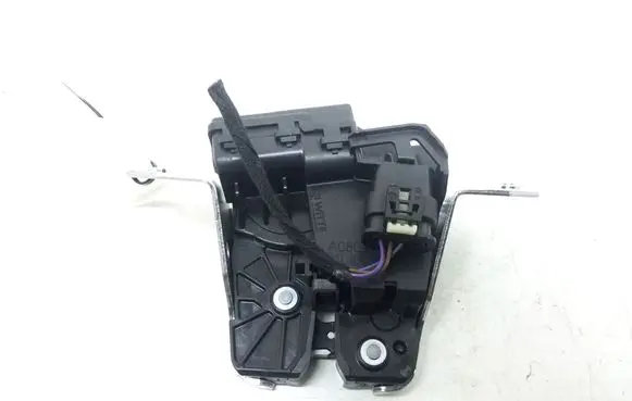 Loading door lock