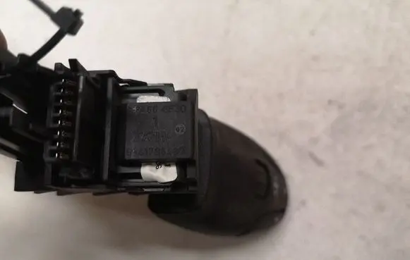 Peugeot 407 Cruise control stalk 9641796480