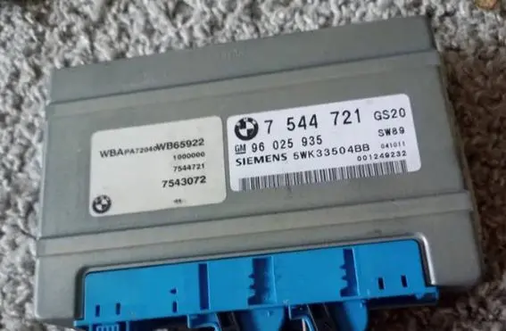 BMW X3 E83 Gearbox control unit/module 7544721