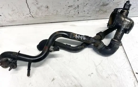 Skoda Superb B5 (3U) Engine coolant pipe/hose 038121133