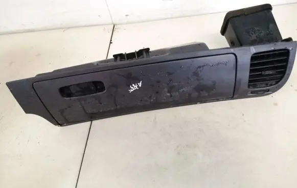 Hyundai Trajet Glove box 848133a000 84813-3a000