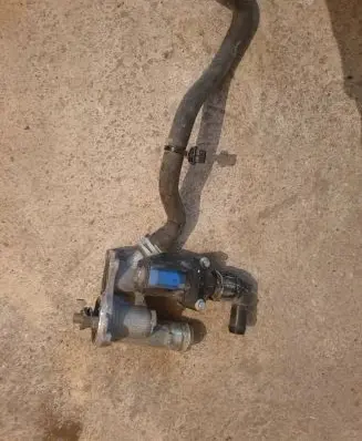 Thermostat/thermostat housing