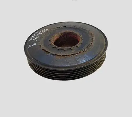 Nissan Qashqai+2 Crankshaft pulley