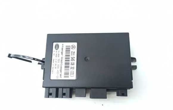 Mercedes-Benz E W211 Tow bar trailer control unit/module 2115450832 5DS00849300 A2115450832