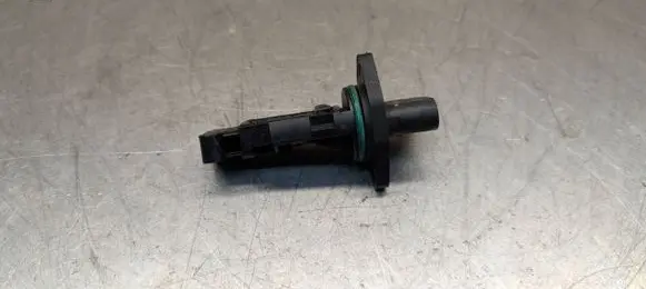 Mercedes-Benz E W211 Mass air flow meter F00C2G2025 686203C