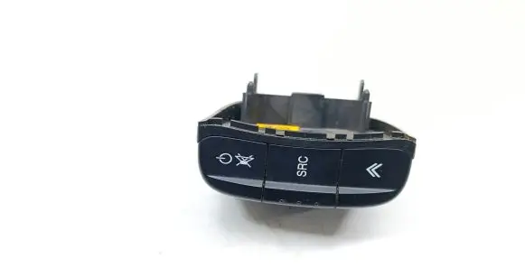Chevrolet Nubira Steering wheel buttons/switches 7A15LWE