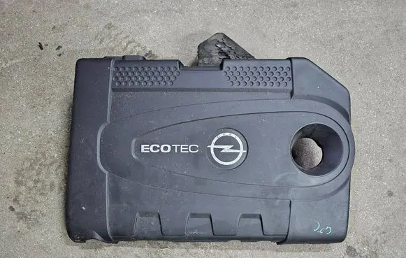 Opel Astra J Engine cover (trim) 55576413 55576415 55576414