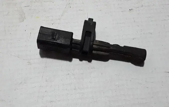 Volkswagen Caddy ABS rear brake sensor 2K0927807