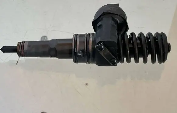 Seat Toledo III (5P) Fuel injector 038130073AG 0414720215