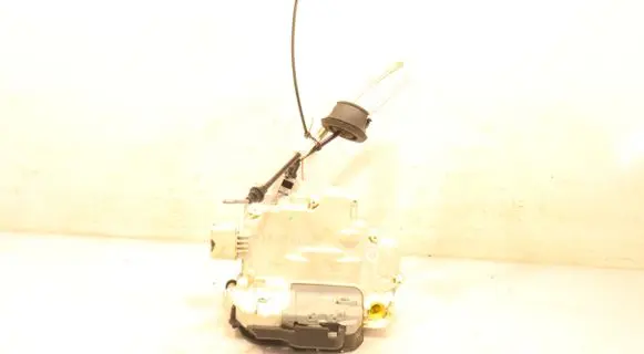 Audi A6 S6 C6 4F Front door lock