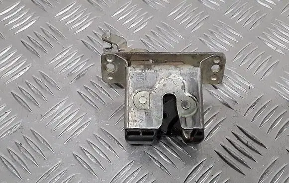 Opel Astra G Tailgate/trunk/boot lock/catch/latch
