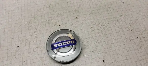 Volvo S60 Original wheel cap 30666913 61MM