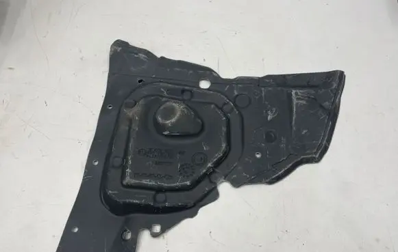 BMW M4 G82 G83 Sound insulation of firewall 7491166 T110900