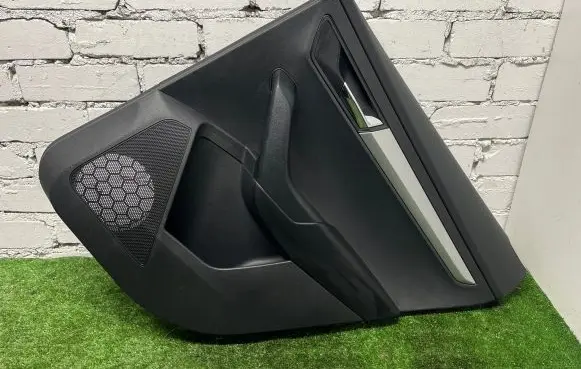 Skoda Karoq Rear door card panel trim