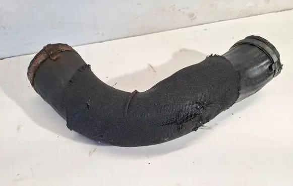 Volvo V60 Intercooler hose/pipe 31370705