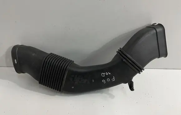 BMW 7 F01 F02 F03 F04 Air intake hose/pipe 8513454
