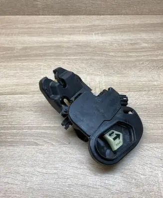 Honda Civic Tailgate/trunk/boot lock/catch/latch 020826