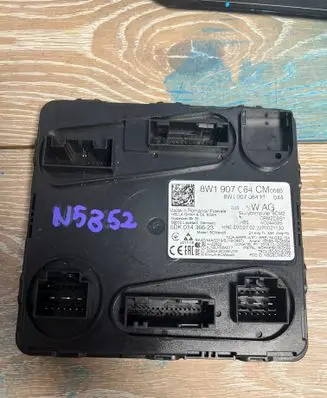 Audi Q7 4M Other control units/modules 8W1907064CM 8W1907064M