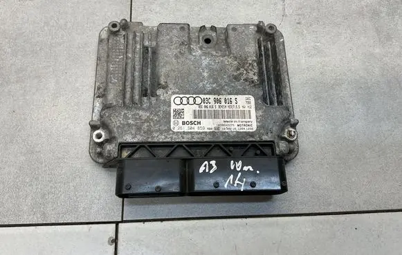 Audi A3 S3 8P Engine control unit/module 03C906016S
