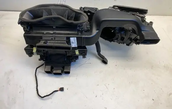 Audi A4 S4 B9 Interior heater climate box assembly 8W1820005AG