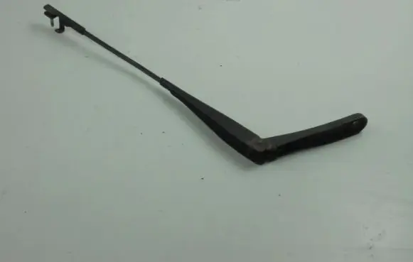 Opel Astra H Front wiper blade arm 13111219