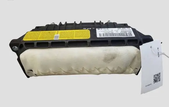 Volkswagen PASSAT B6 Passenger airbag 34104833A 3AA880204