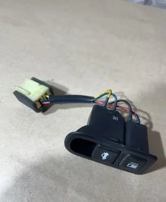 Hyundai Sonata Fuel tank opening switch 935553K000