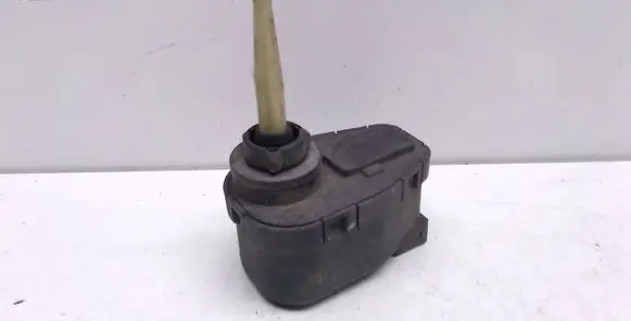 BMW 3 E36 Headlight level adjustment motor 0307851327