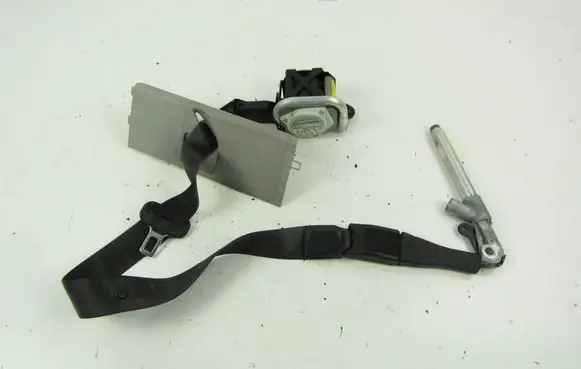Opel Insignia A Set of seat belts 