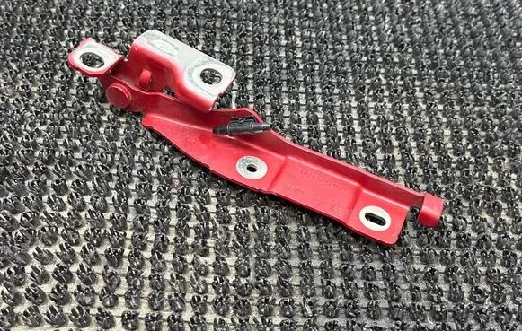 Citroen DS3 Engine bonnet/hood hinges 9683552480