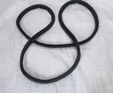 Ford Fiesta Trunk rubber seal (body) 