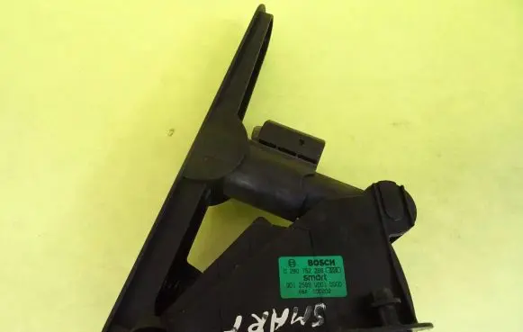 Smart ForTwo I Accelerator throttle pedal 0280752268