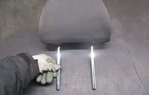 Volvo V50 Rear seat headrest 