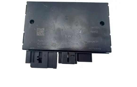 Audi A4 S4 B9 8W Tow bar trailer control unit/module 8W0907383D