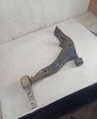 Nissan Murano Z50 Front lower control arm/wishbone