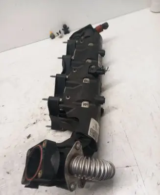 Opel Insignia A Intake manifold 644029084 55490811 152940193